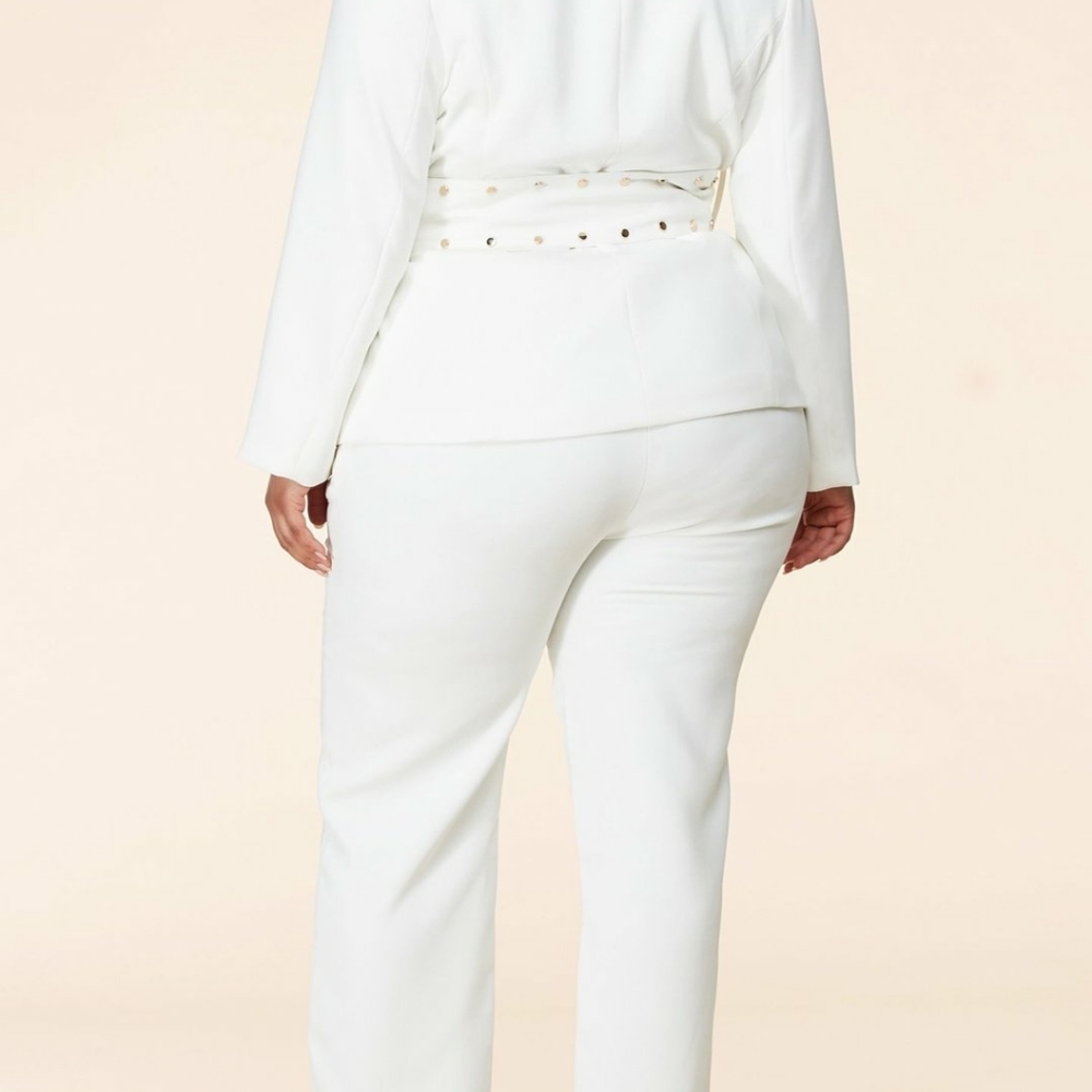 Gorgeous White Pantsuit by Latiste - Picture 4 of 6